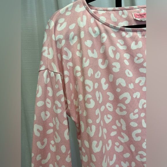 Kate Spade Bold Leopard PJ top in pink | size Large - Picture 2 of 8